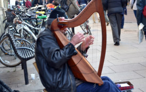 A street musician in Cambridge